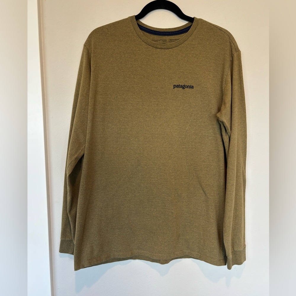 Patagonia Long Sleeve Crewneck Tee in Olive